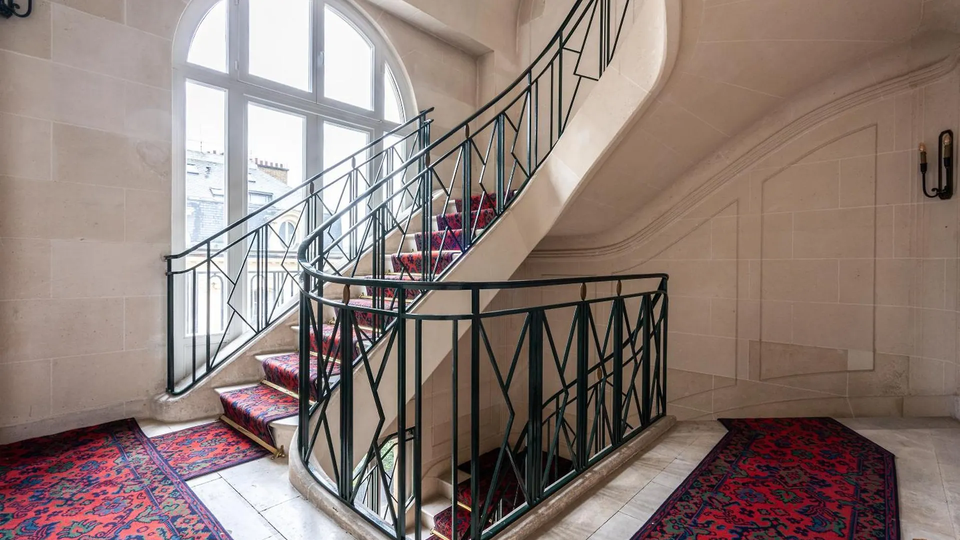 Luxury 4 Bedroom Eiffel Tower View Paris França